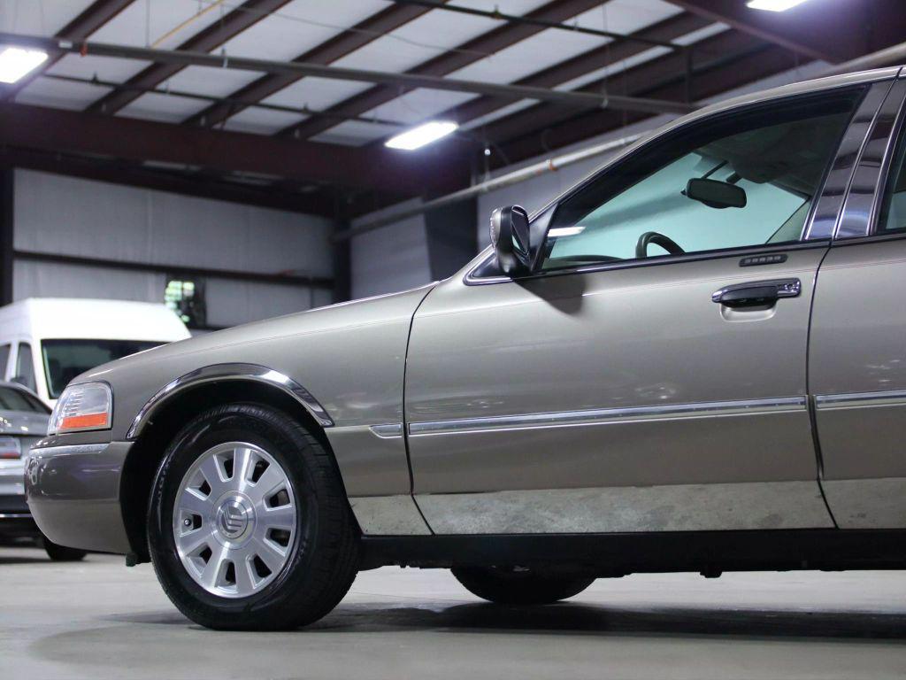 used 2005 Mercury Grand Marquis car, priced at $11,998