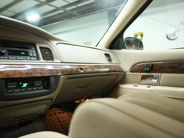 used 2005 Mercury Grand Marquis car, priced at $11,998