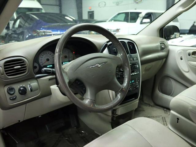 used 2006 Chrysler Town & Country car, priced at $2,998