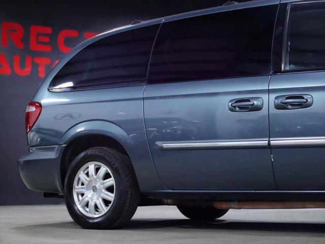 used 2006 Chrysler Town & Country car, priced at $2,998