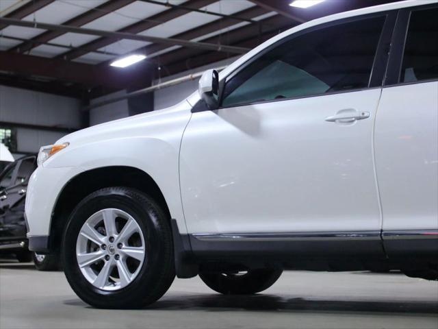 used 2012 Toyota Highlander car, priced at $7,998