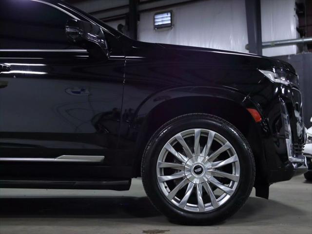 used 2022 Cadillac Escalade ESV car, priced at $44,998