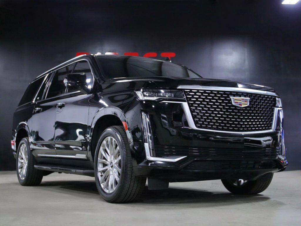 used 2022 Cadillac Escalade ESV car, priced at $43,998