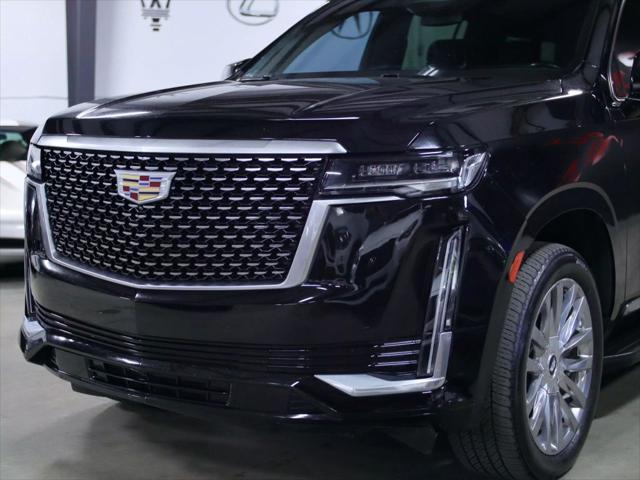 used 2022 Cadillac Escalade ESV car, priced at $44,998