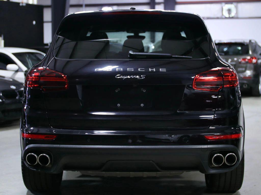used 2018 Porsche Cayenne car, priced at $28,998