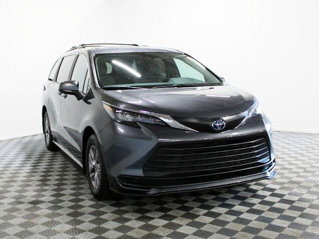 new 2025 Toyota Sienna car, priced at $41,926