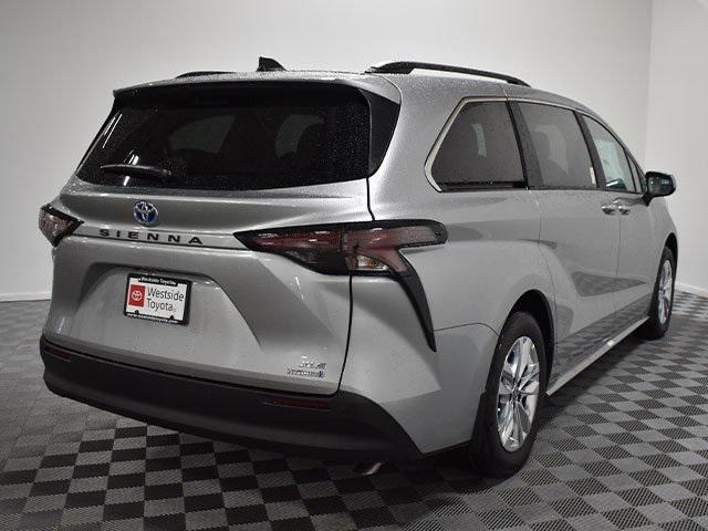 new 2024 Toyota Sienna car, priced at $48,065