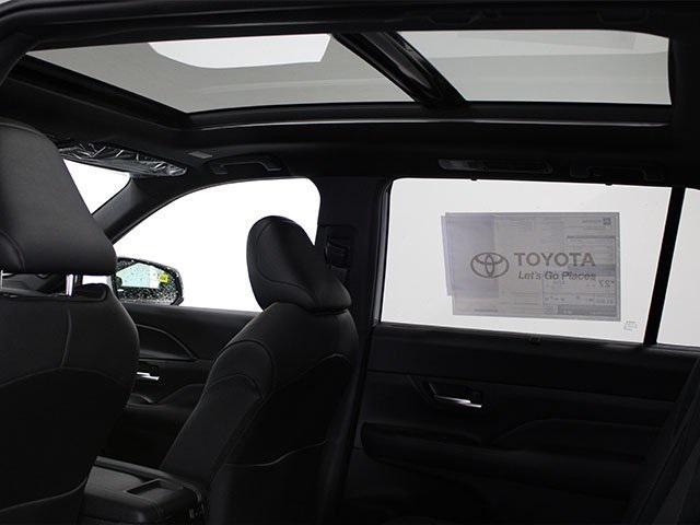 new 2025 Toyota Grand Highlander Hybrid car, priced at $61,558