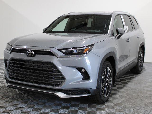 new 2025 Toyota Grand Highlander Hybrid car, priced at $61,558