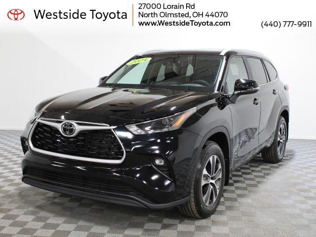 used 2024 Toyota Highlander car, priced at $44,000