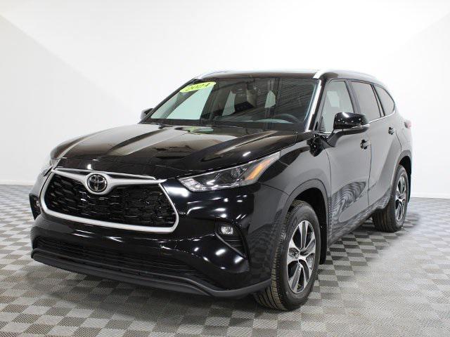 used 2024 Toyota Highlander car, priced at $44,000