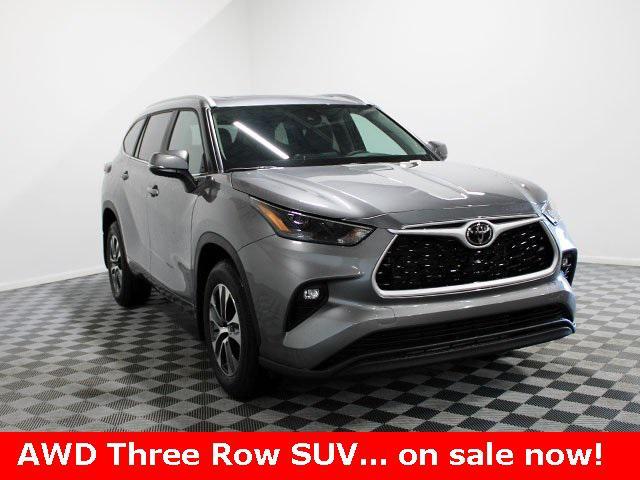 new 2025 Toyota Highlander car, priced at $46,500