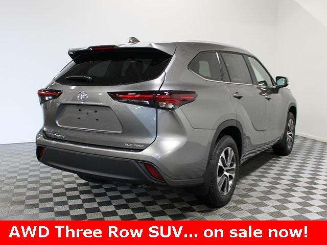 new 2025 Toyota Highlander car, priced at $46,500