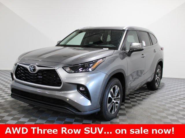 new 2025 Toyota Highlander car, priced at $46,500
