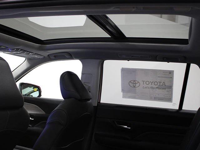 new 2025 Toyota Grand Highlander car, priced at $58,928