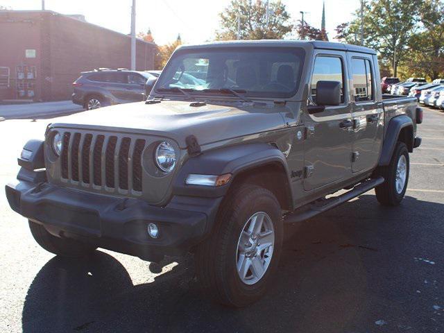 used 2020 Jeep Gladiator car, priced at $27,900