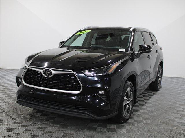 used 2022 Toyota Highlander car, priced at $36,000