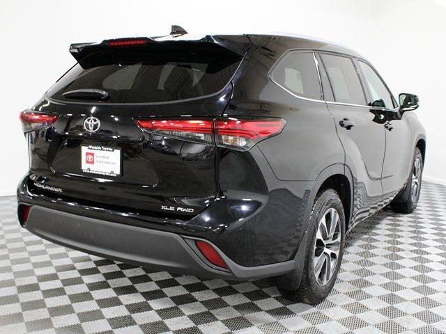 used 2022 Toyota Highlander car, priced at $36,500