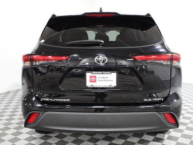 used 2022 Toyota Highlander car, priced at $36,500