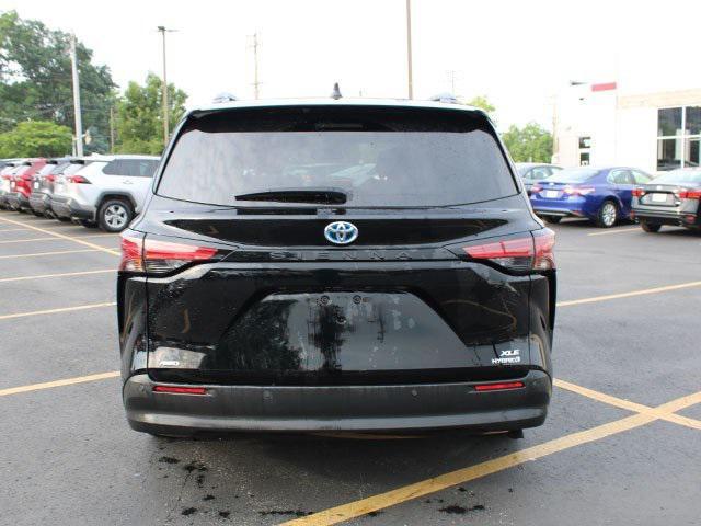 used 2022 Toyota Sienna car, priced at $41,900