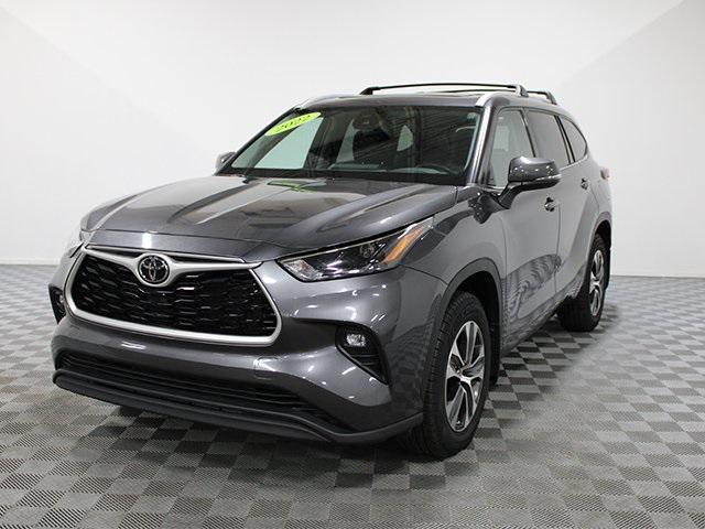 used 2022 Toyota Highlander car, priced at $36,000