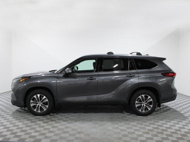 used 2022 Toyota Highlander car, priced at $36,000