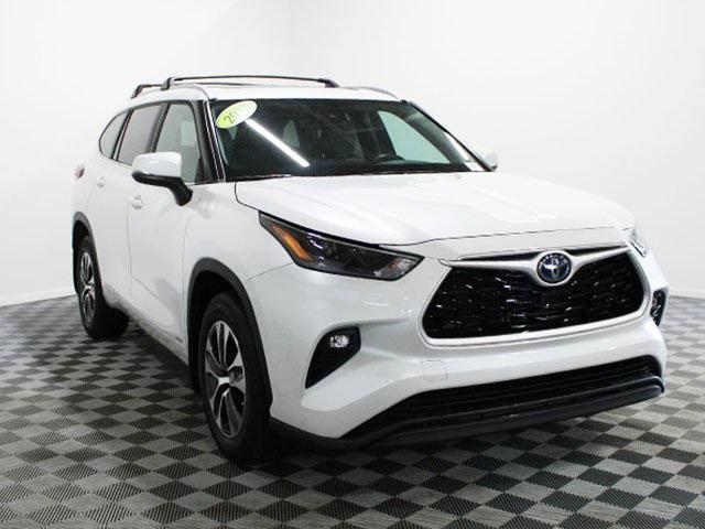 used 2023 Toyota Highlander Hybrid car, priced at $46,500