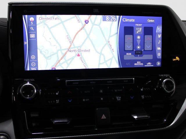 used 2022 Toyota Highlander car, priced at $40,500