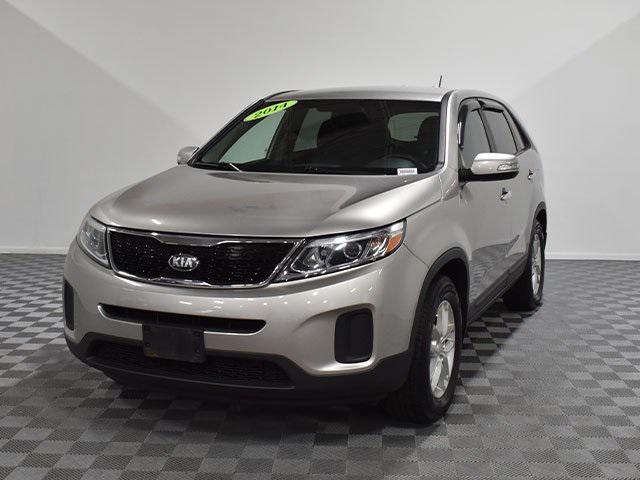 used 2014 Kia Sorento car, priced at $8,900