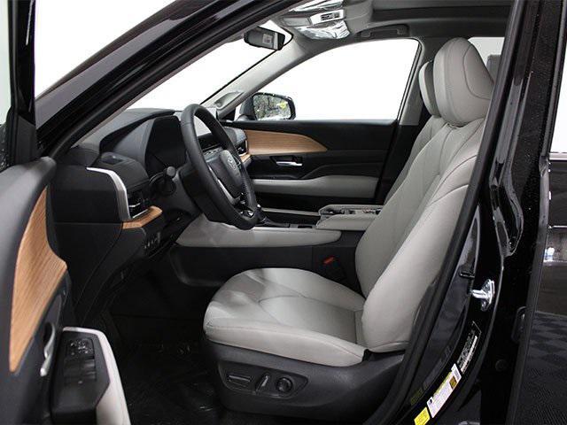 new 2025 Toyota Grand Highlander car, priced at $56,323