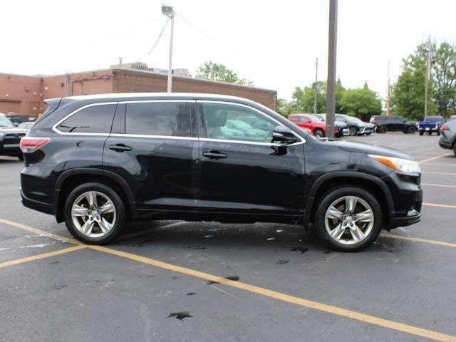 used 2015 Toyota Highlander car, priced at $12,000