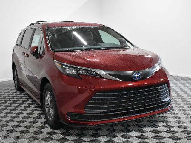 new 2025 Toyota Sienna car, priced at $42,651