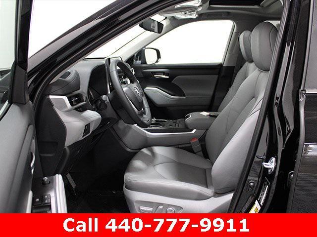 new 2026 Toyota Highlander car, priced at $47,828