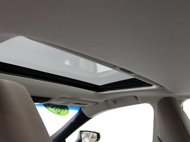 used 2019 Lexus ES 300h car, priced at $20,400