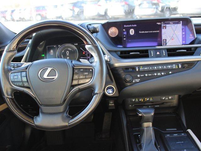 used 2019 Lexus ES 300h car, priced at $22,000