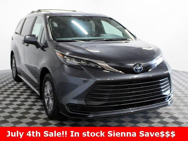 new 2025 Toyota Sienna car, priced at $41,400