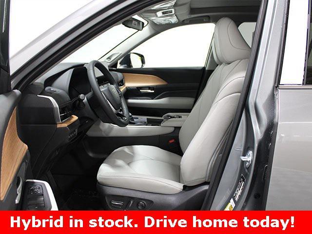 new 2025 Toyota Grand Highlander car, priced at $56,372