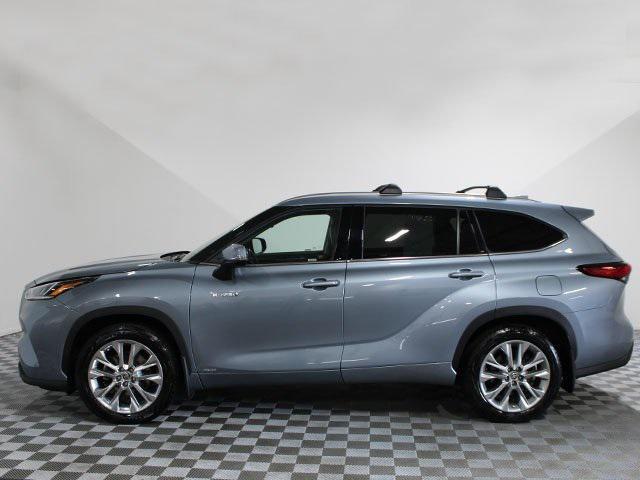 used 2020 Toyota Highlander Hybrid car, priced at $33,000