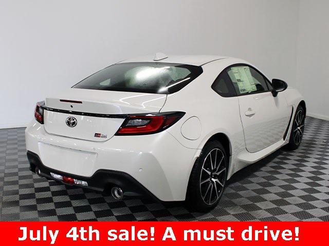new 2025 Toyota GR86 car, priced at $32,500