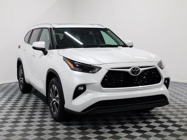 new 2026 Toyota Highlander car, priced at $46,950