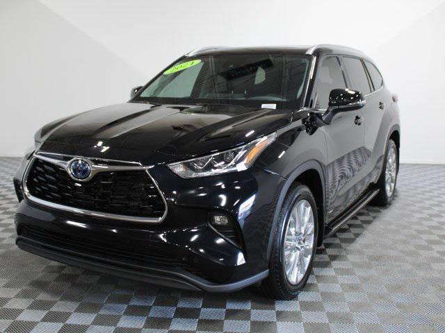 used 2024 Toyota Highlander Hybrid car, priced at $54,000