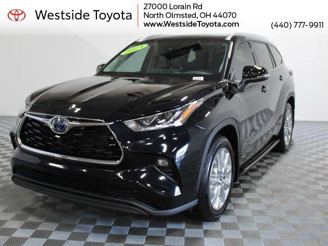 used 2024 Toyota Highlander Hybrid car, priced at $54,000