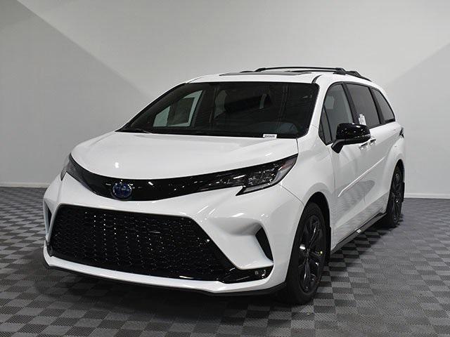 new 2025 Toyota Sienna car, priced at $53,359