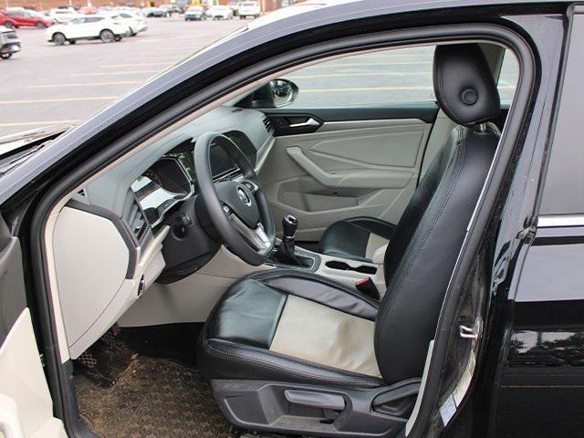 used 2021 Volkswagen Jetta car, priced at $17,900