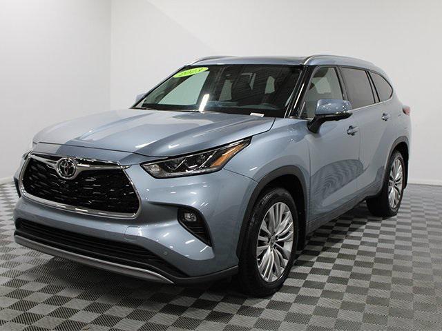 used 2023 Toyota Highlander car, priced at $46,500