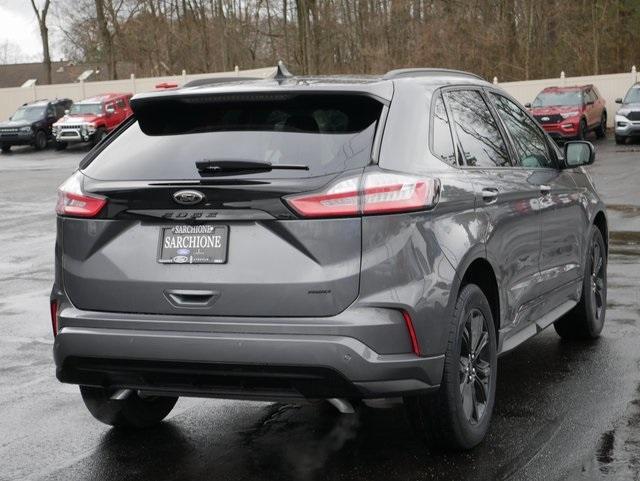 new 2024 Ford Edge car, priced at $40,532