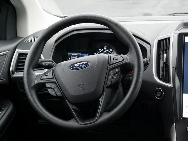 new 2024 Ford Edge car, priced at $40,532