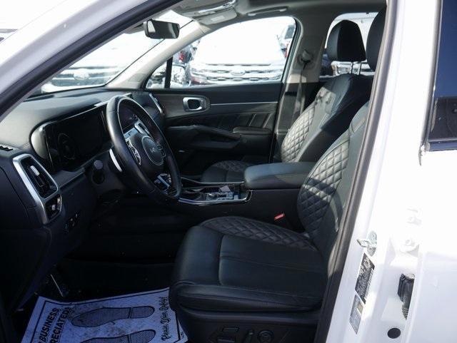 used 2023 Kia Sorento car, priced at $32,900