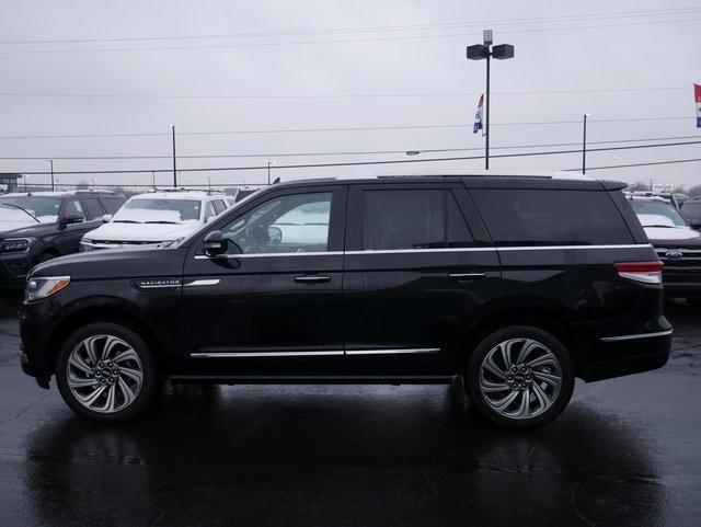 used 2022 Lincoln Navigator car, priced at $57,500