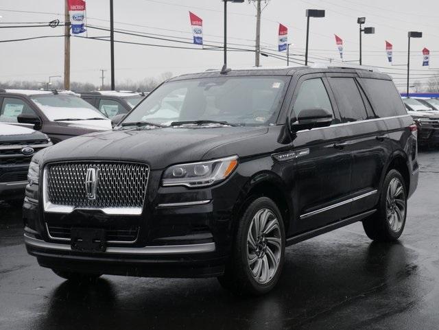 used 2022 Lincoln Navigator car, priced at $57,500